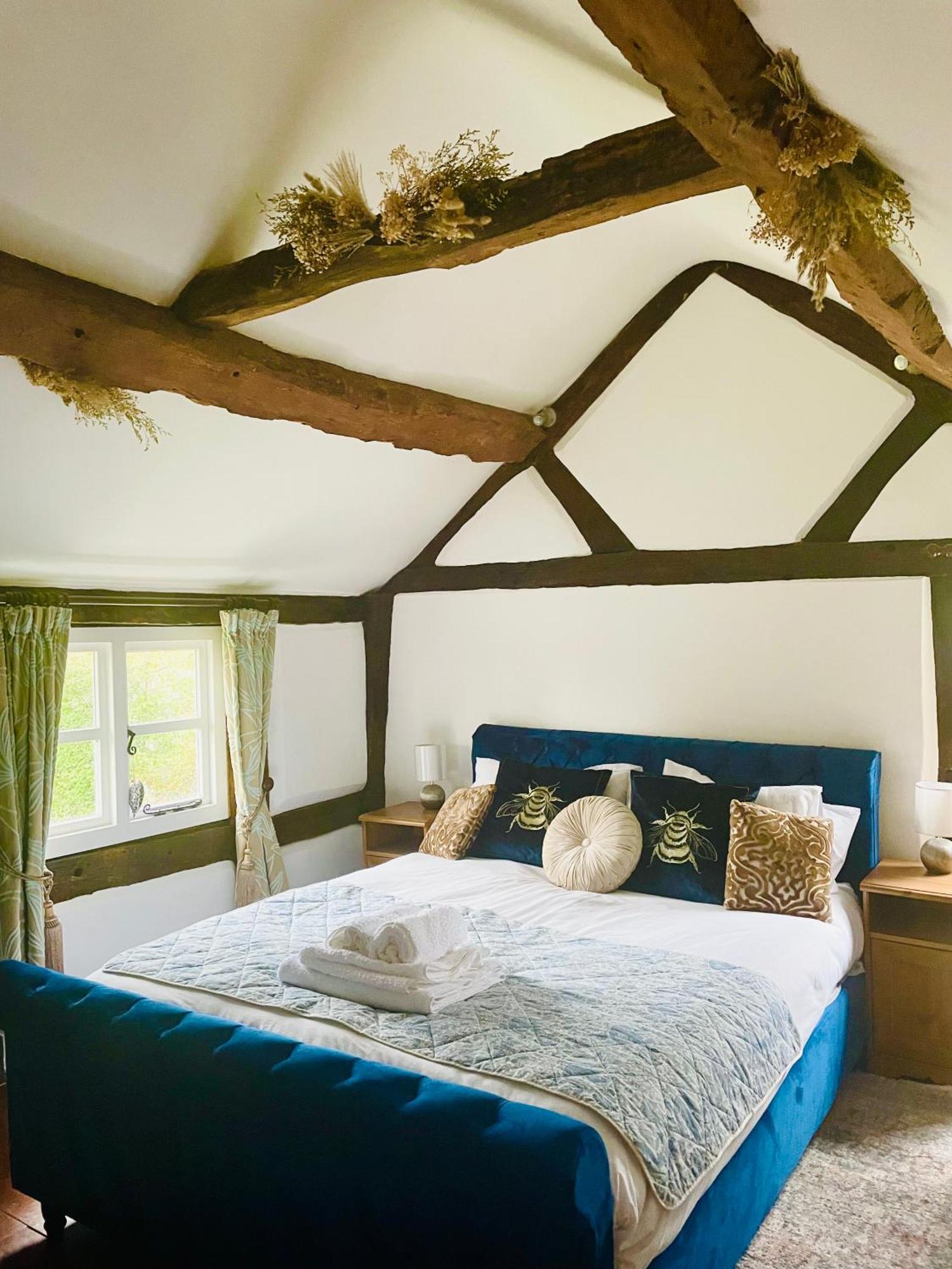 Pool Cottage Bed!-2 Bed Cottage With Dog Walking Trails And Local Pub On Your Doorstep! Popular Walking Trails Nearby-Malvern Hills And The Brockhampton Estate- Peaceful Village On The Border Of Hereford And วุร์สเตอร์ ภายนอก รูปภาพ